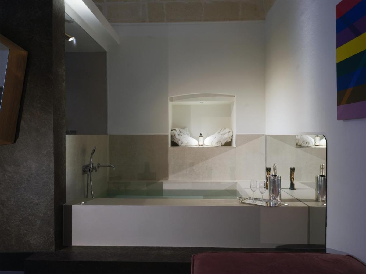 Euvodia Luxury Rooms Matera Bagian luar foto