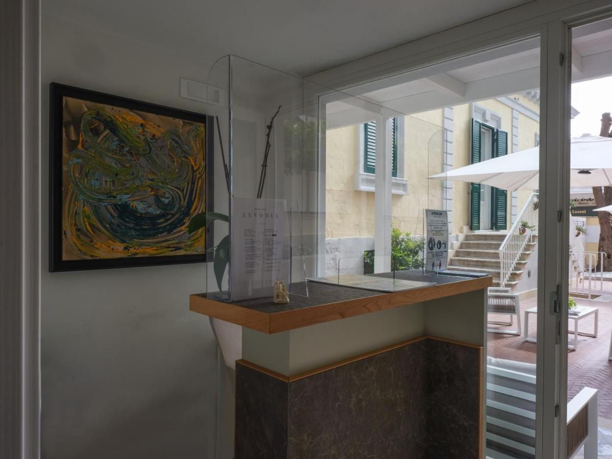 Euvodia Luxury Rooms Matera Bagian luar foto